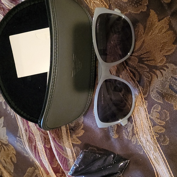 Emporium Armani Host pick  grey polarized sunglasses  2024 warranty authenticity - Picture 2 of 16